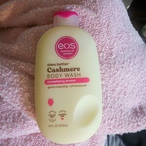 EOS Strawberry Dream Body Wash